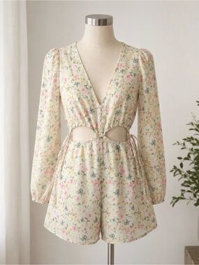 Forever 21 Black Label Tag on Cream Garment